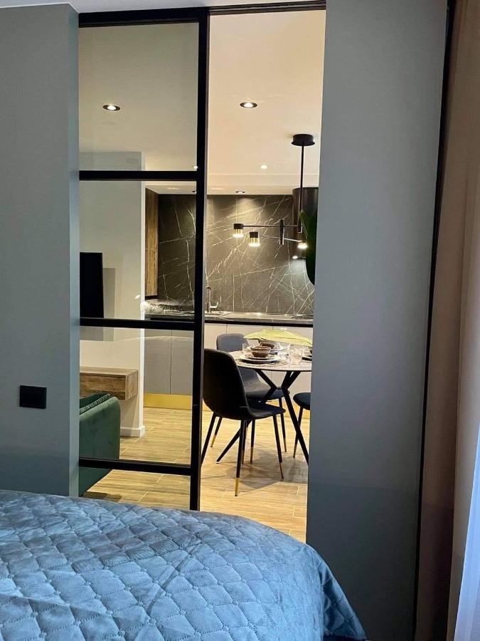 Siauliai 'Four Sisters' Apartment ภายนอก รูปภาพ