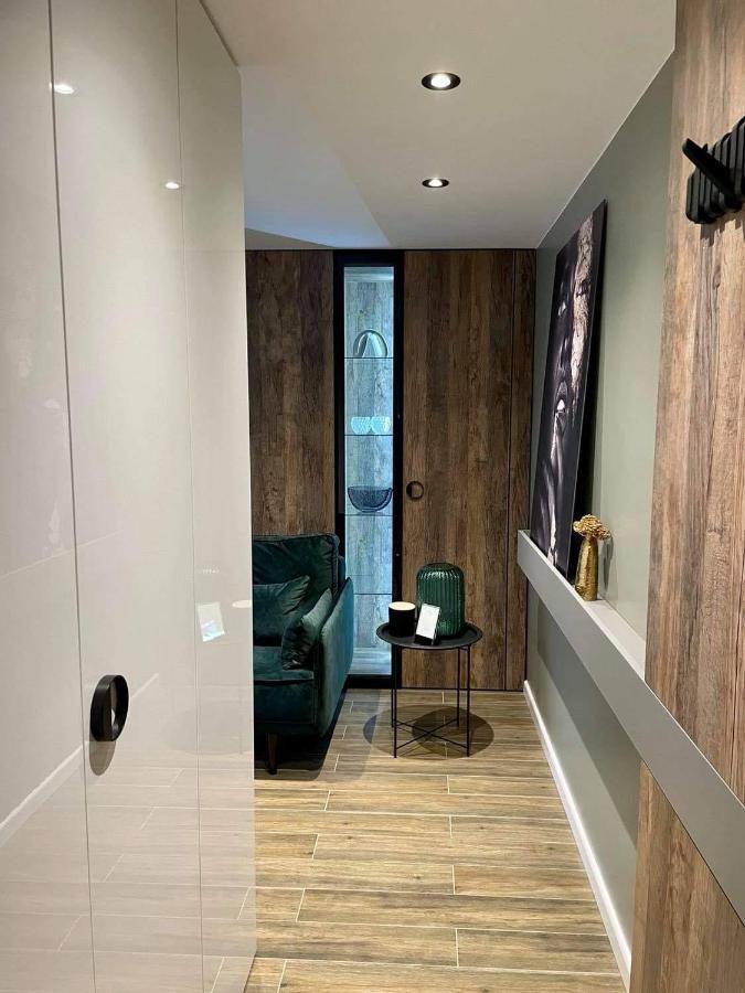 Siauliai 'Four Sisters' Apartment ภายนอก รูปภาพ